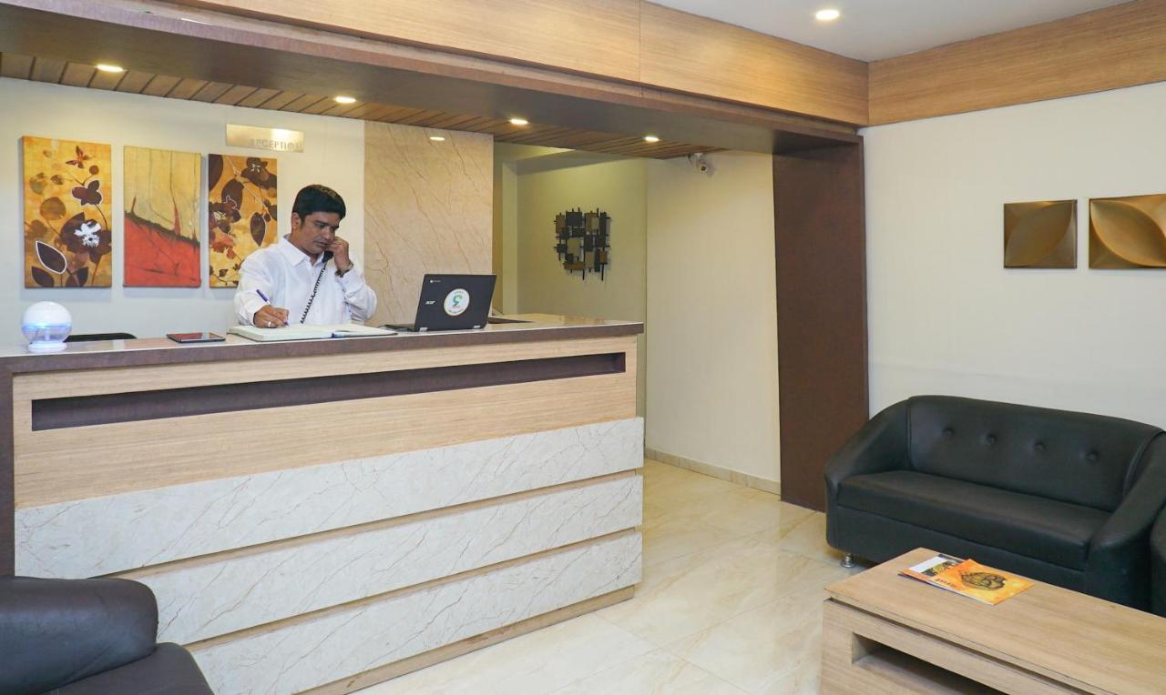 Rahi Plaza Hotel Mahābaleshwar Buitenkant foto